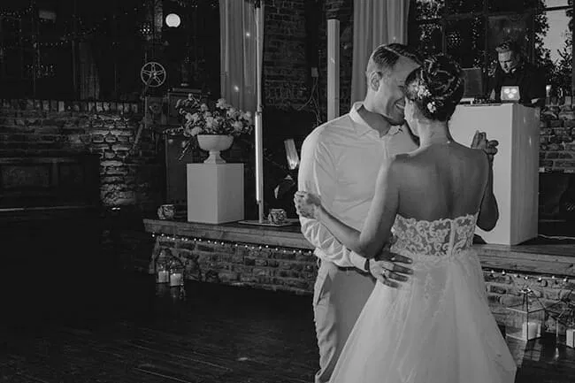 DJ Düsseldorf mit Brautpaar